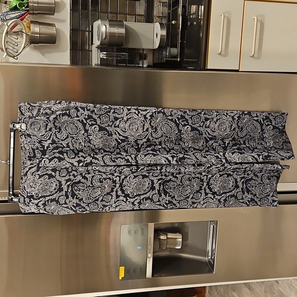 THEORY Mitrana Georgette Wide Leg Pant ~ 100% Silk Navy Blue Paisley Print Large - Picture 8 of 15